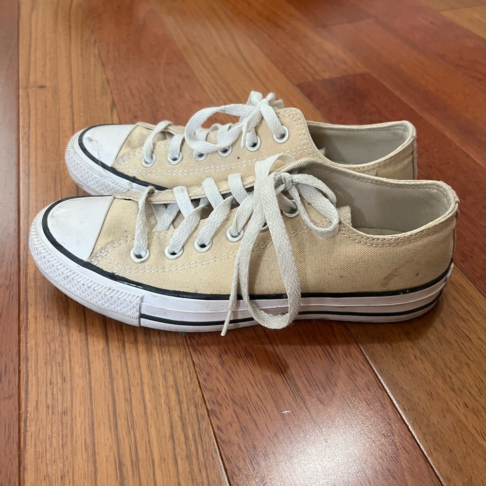 Converse low tops